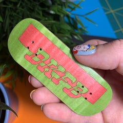 DK Fingerboards Single Deck - Split Ply - Popsicle Shape - Pink & Green Logo